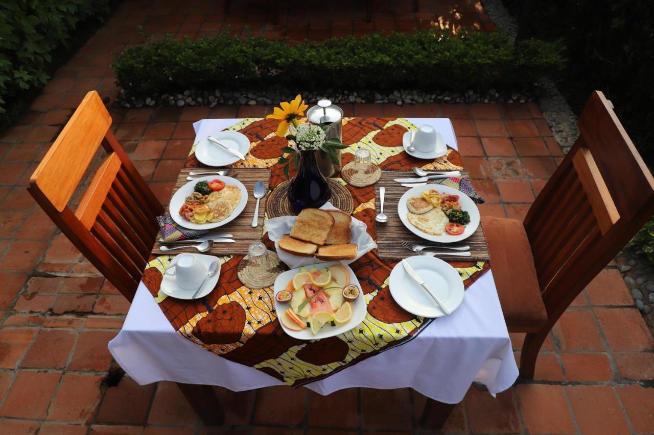 Nkuringo Bwindi Gorilla Lodge Esterno foto
